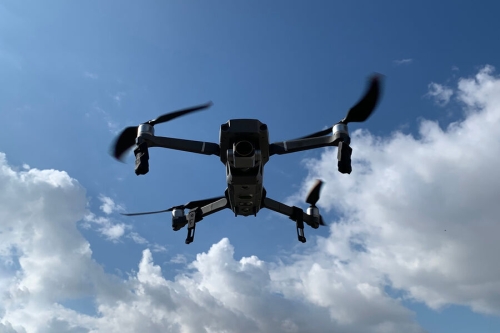 Наблюдать и не стрелять: как самостоятельно защищаться от дронов в России? Наблюдать и не стрелять: как самостоятельно защищаться от дронов в России?