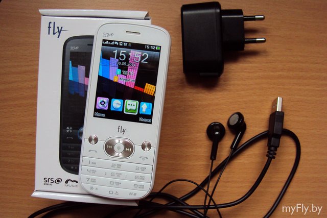 Телефон Fly MC131