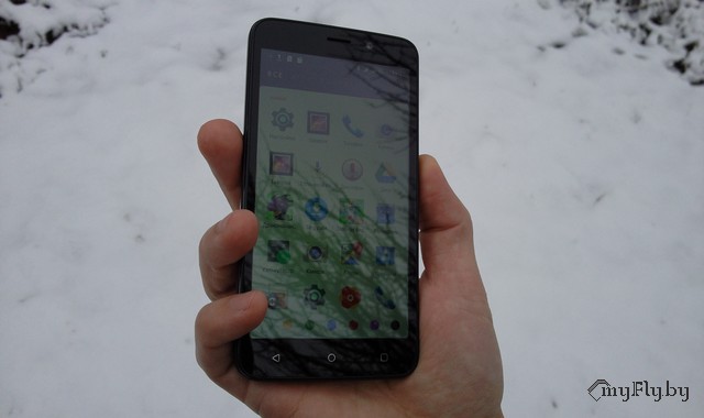 Яркость экрана небольшая