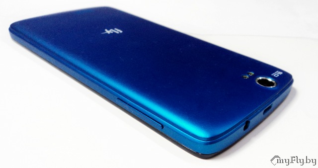 Обзор Fly IQ4503 ERA Life 6